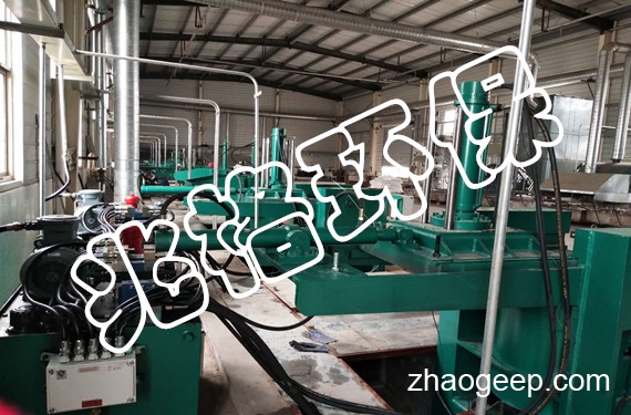 化工原料液壓壓榨機(jī)服務(wù)案例